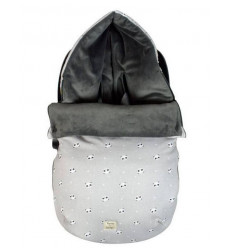 CARRYCOT AND GROUP 0 TEDDY FOOTMUFF