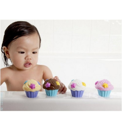 4 CUPCAKE SQUIRTS 8