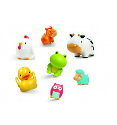 8 SQUIRTIN FARMYARD FRIENDS 21