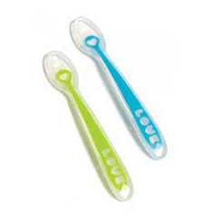 2 FIRST WEANING SPOONS 4
