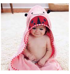 ZOO HOODED TOWEL LADYBUG 8