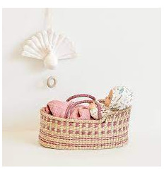 DOLLS MOSES BASKET BERRY 21