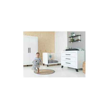 JUNO 2-DELIGE BABYKAMER WIT/ZWART 23