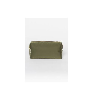 GREEN PUFFY POUCH 23
